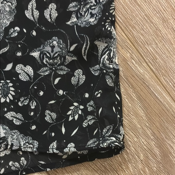 American Eagle Outfitters black and White Short Sleeve peasant Blouse xs - Picture 10 of 12